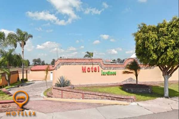 Motel Jardines